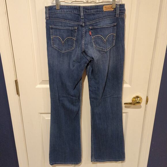 Levi's 518 Superlow Jeans, EUC, 9 - Picture 5 of 6